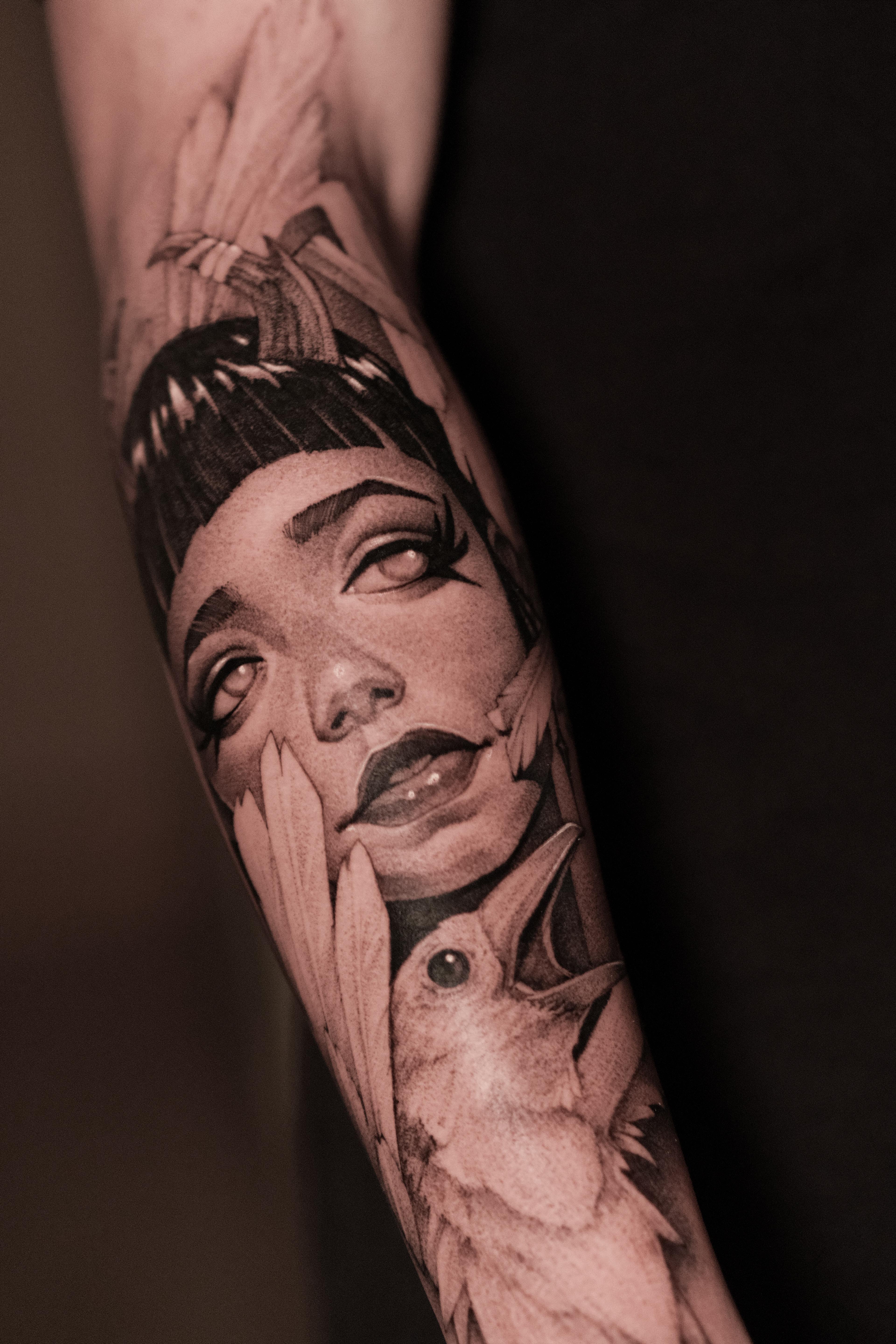 Tatuaje blackwork — pieza 12